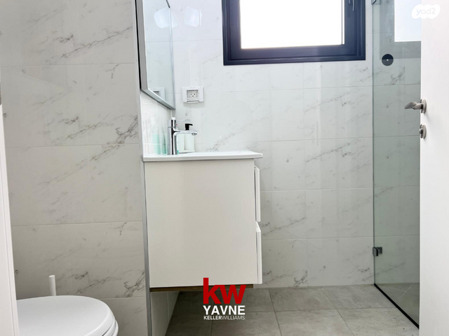 דירה, הכרמל 1, נאות שז"ר, יבנה