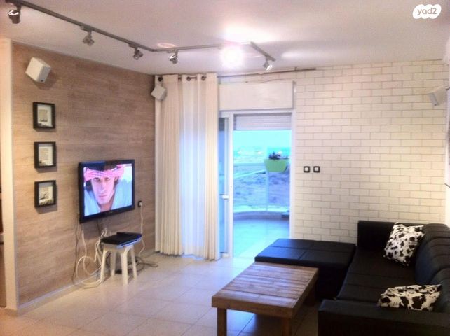 דירה, בר ניסן 13, נווה זאב, נאות אילן, באר שבע