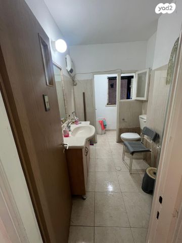 דירה, אליהו גולומב, השופטים צפון, רמלה