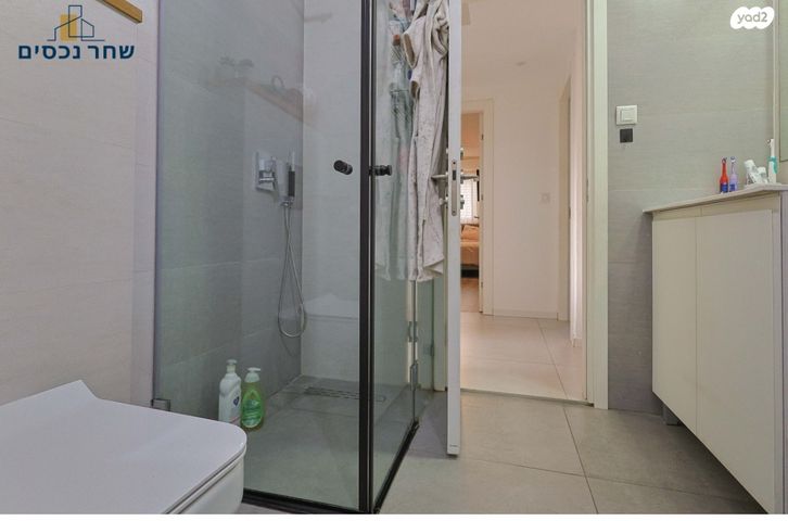 דירה, ראשונים, כפר סבא