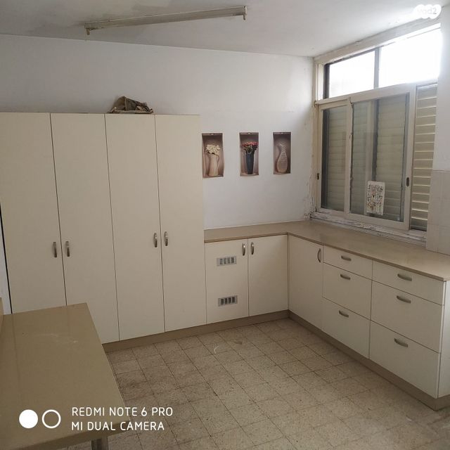 דירה, גבעת סביון, גני תקווה