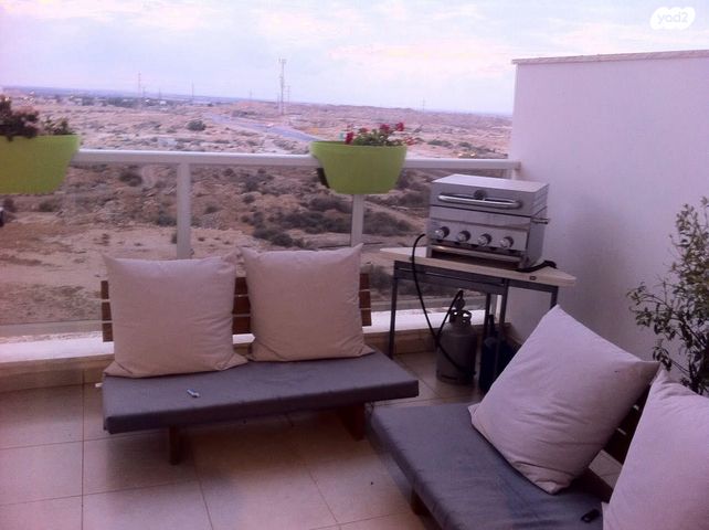 דירה, בר ניסן 13, נווה זאב, נאות אילן, באר שבע