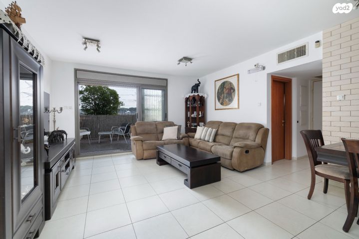 דירת גן, סביוני נצר סירני, נס ציונה