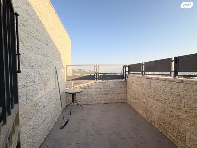 בית פרטי/ קוטג', פרופ' יעקב פולוצקי, גילה, ירושלים