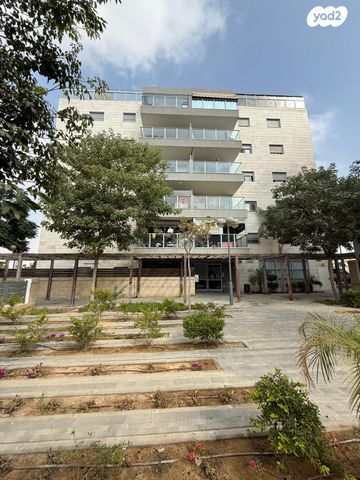 דירה, מרים הנביאה, נווה מנחם, באר שבע