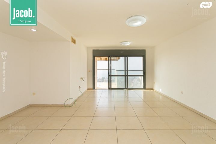 דירה, טשרניחובסקי, כרמל צרפתי, חיפה