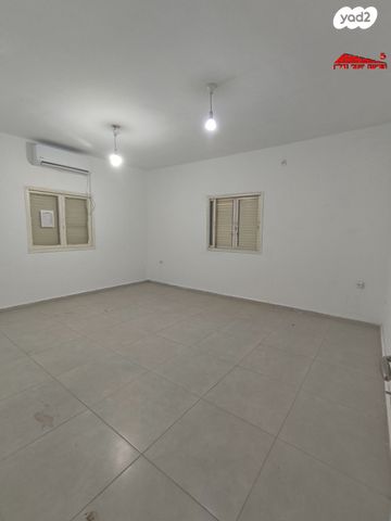 בית פרטי/ קוטג', גיבורי ישראל, נחלת יהודה, ראשון לציון