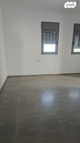 דירה, קרית אתא