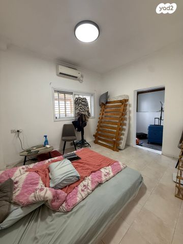 דירה, הרברט סמואל 17, רמב"ם, חדרה