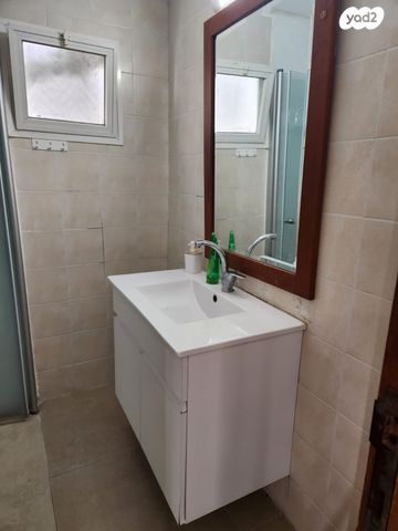 יחידת דיור, אסף שמחוני, גבעה א', שביט, קרית אתא