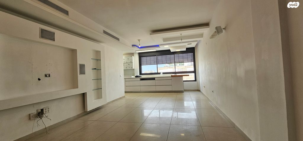 דירה, הרב אוורבוך, הדר, רמת השרון