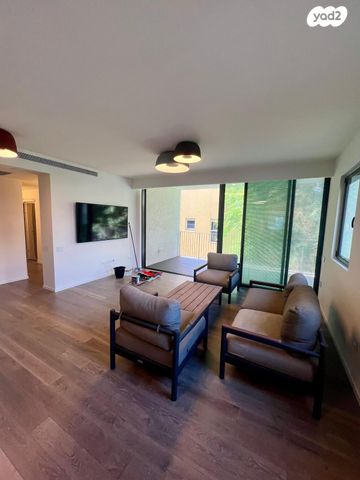 דירה, נחמיה, כרם התימנים, תל אביב יפו