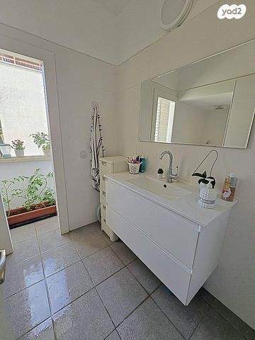 דירה, אברהם גולדברג 7, א' / צפון מזרח העיר, רחובות