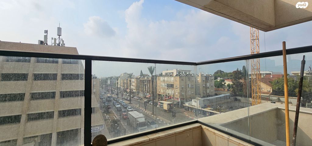 דירה, הרב אוורבוך, הדר, רמת השרון