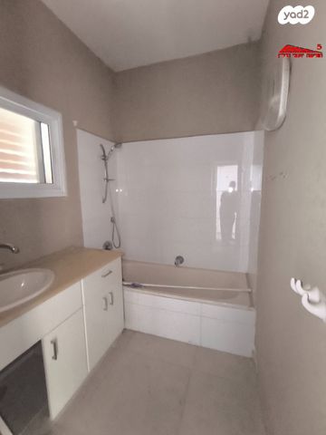 בית פרטי/ קוטג', גיבורי ישראל, נחלת יהודה, ראשון לציון