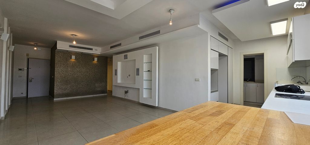 דירה, הרב אוורבוך, הדר, רמת השרון