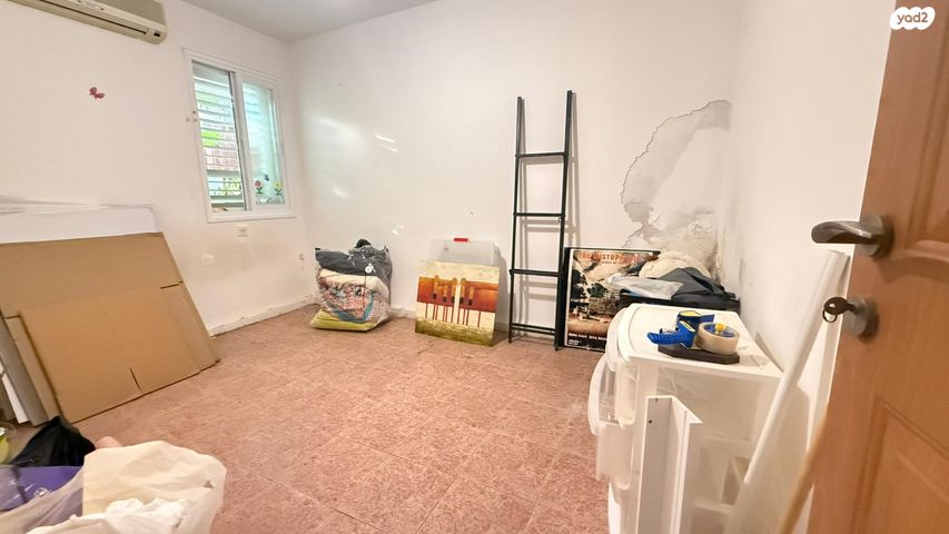 דו משפחתי, מעלה הנרקיסים, אילנות, מעלות תרשיחא