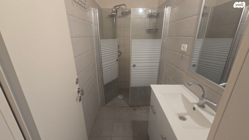 דו משפחתי, קרית מטלון, פתח תקווה