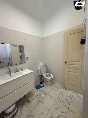 דירה, הרברט סמואל 17, רמב"ם, חדרה