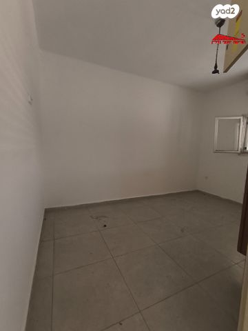 בית פרטי/ קוטג', גיבורי ישראל, נחלת יהודה, ראשון לציון