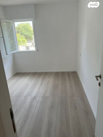 דירה, הזית, כרמיאל