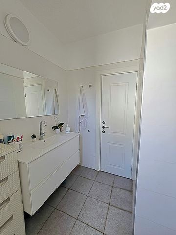 דירה, אברהם גולדברג 7, א' / צפון מזרח העיר, רחובות