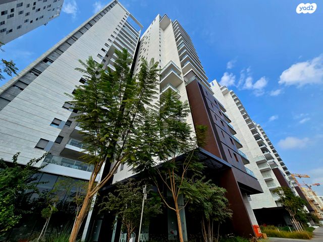 דירה, ש"י עגנון, קרית אונו