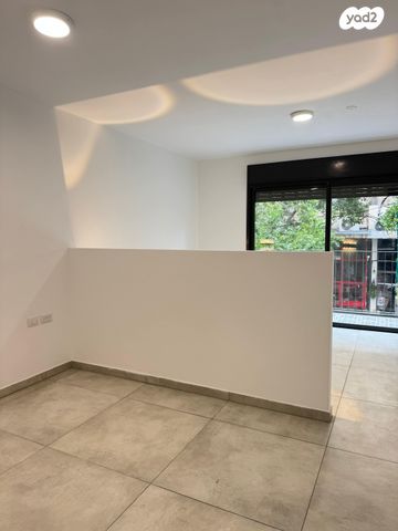 דירה, הרב יצחק ידידיה פרנקל, פלורנטין, תל אביב יפו