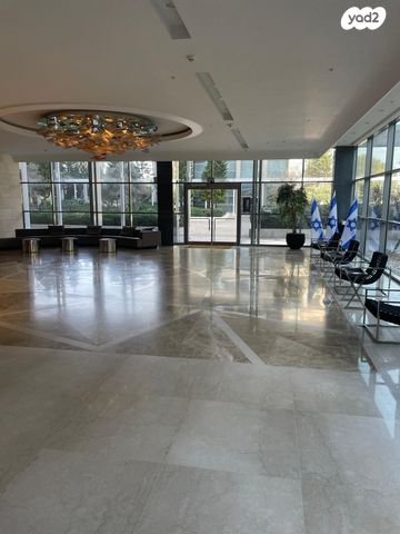 דירה, ניסים אלוני 17, צמרות איילון, פארק צמרת, תל אביב יפו