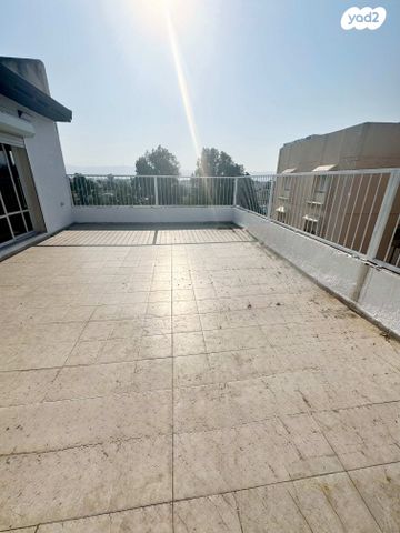 דירה, שדרות רוברט סולד 26, קרית ים  א', קרית ים