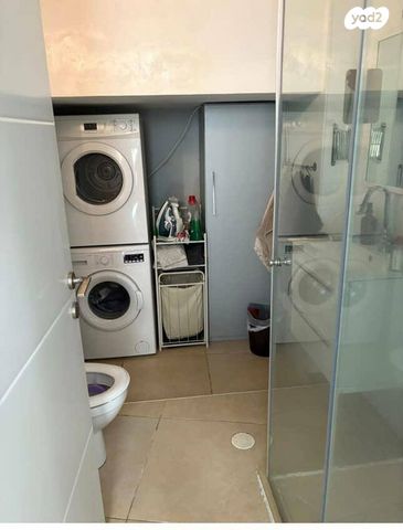 דירת גן, כיכר דיזנגוף, הצפון הישן - דרום, תל אביב יפו