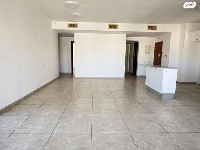 דירה, נווה גן, רמת השרון