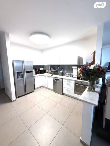 דירת גן, גליל ים (מתחם הכוכבים), הרצליה