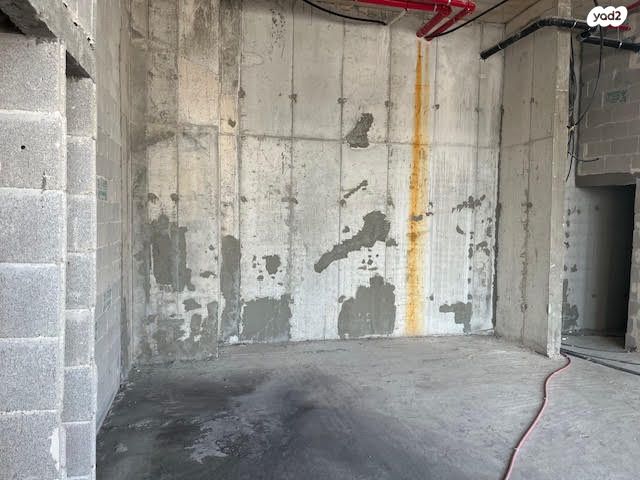 חנויות/ שטח מסחרי, יצחק ארנסט נבנצל, מורדות ארנונה, ירושלים