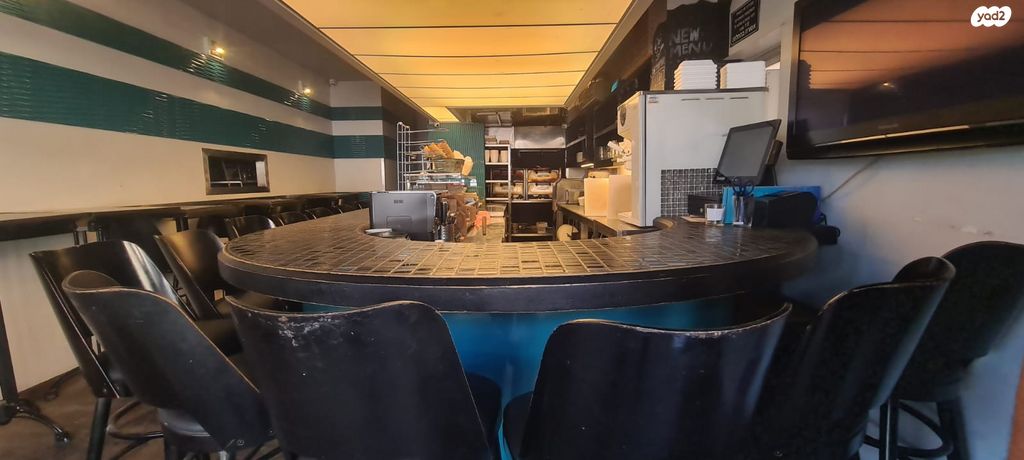 חנויות/ שטח מסחרי, קרן היסוד, טלביה, קוממיות, ירושלים