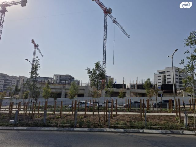 חנויות/ שטח מסחרי, שדרות ההגשמה, חריש