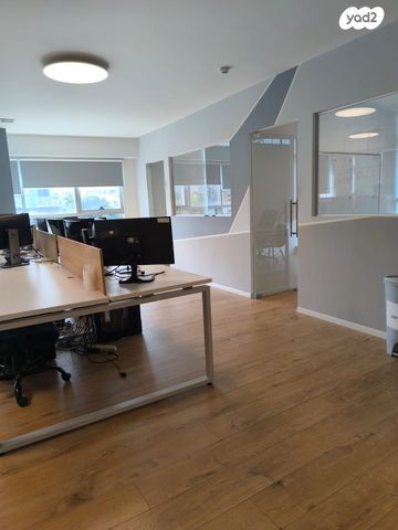 בניין משרדים, תל אביב יפו