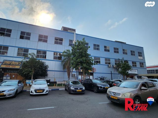 מחסנים, נפתלי פלטין 6, מב"ת מערב, אזור תעשייה חדש, ראשון לציון