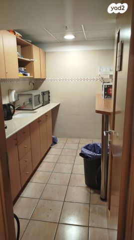 משרדים, המשביר 19, אזור תעשיה ב, חולון