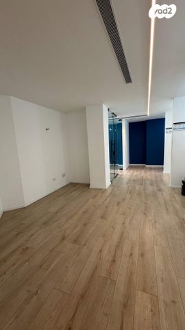 משרדים, דרך העצמאות 57, שער פלמר, תחנת רכבת השמונה, חיפה