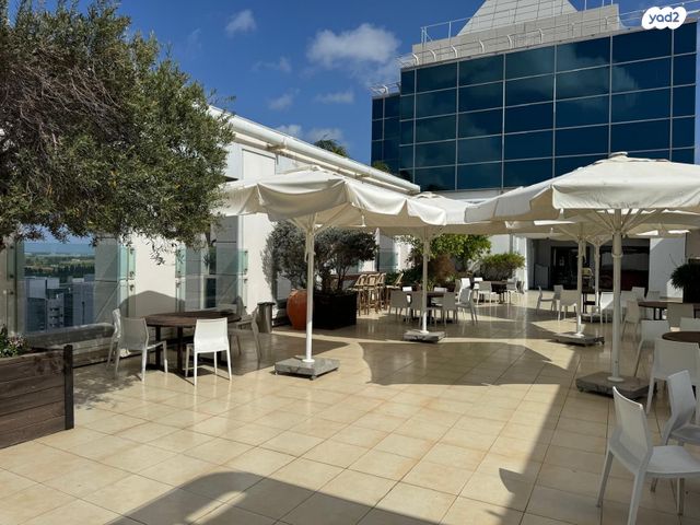 משרדים, התדהר, אזור תעשייה קרית אתגרים, רעננה