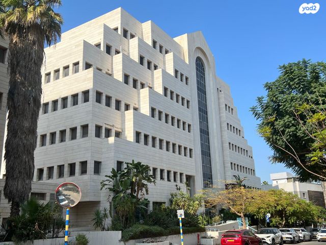 משרדים, גוש עציון, בית וקאנטרי, גיורא יוספטל, גבעת שמואל