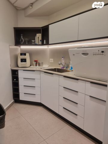 משרדים, דרך מנחם בגין 48, מונטיפיורי, הרכבת, תל אביב יפו