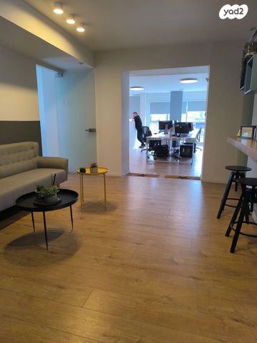 בניין משרדים, תל אביב יפו