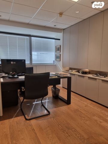 משרדים, דרך מנחם בגין 48, מונטיפיורי, הרכבת, תל אביב יפו