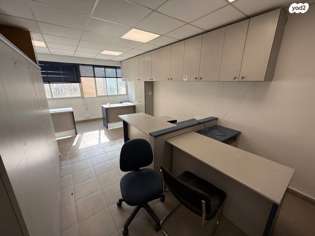 משרדים, יהושע שטמפפר, מרכז העיר דרום, נתניה