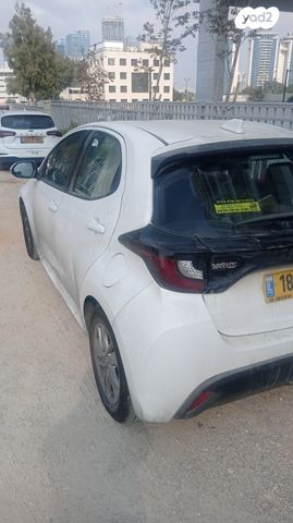 טויוטה יאריס