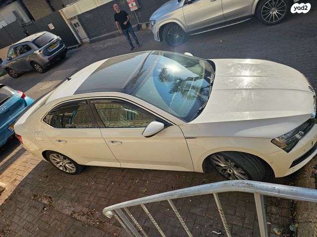 מודעת רכב סקודה סופרב