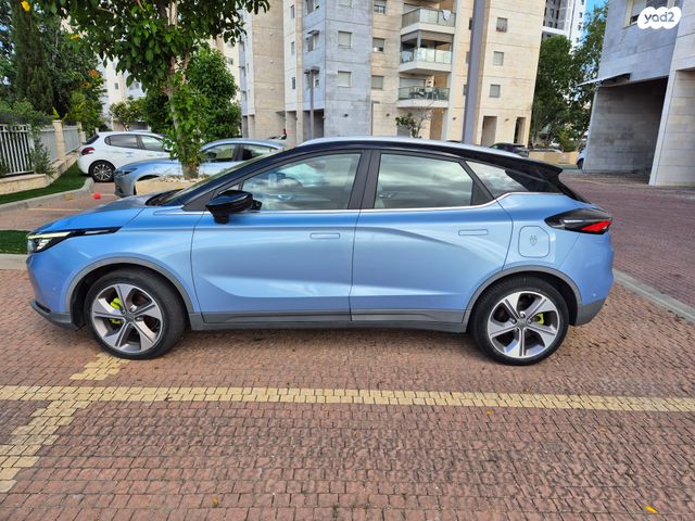 ג׳ילי Geometry C