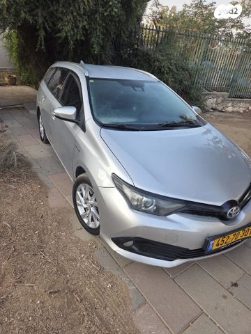 טויוטה אוריס